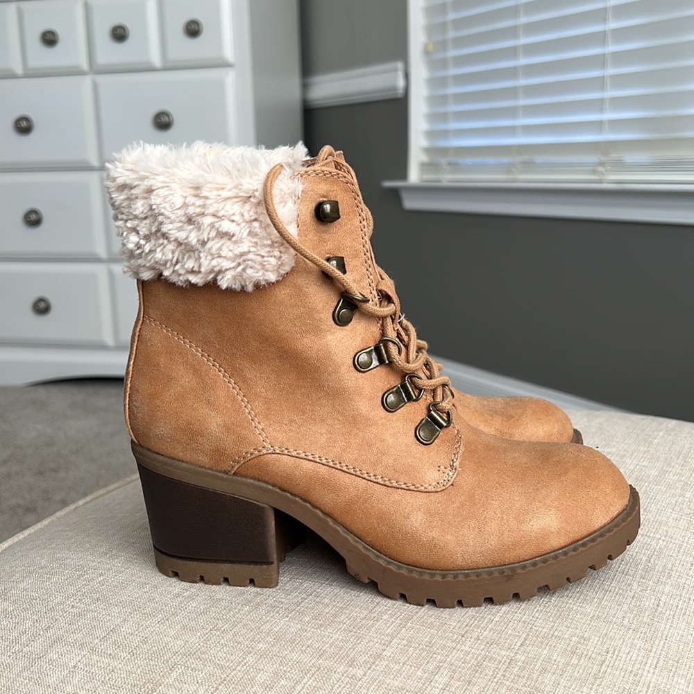 Heel boots size 6.5